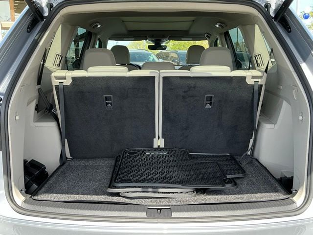2025 Volkswagen Atlas SEL Premium R-Line - Photo 22