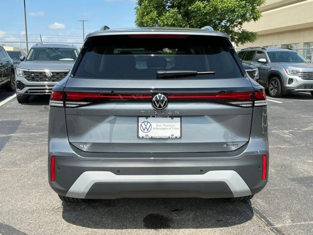 New 2026 Volkswagen Tiguan SE SUV
