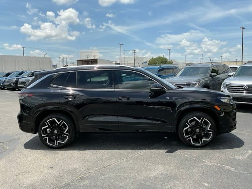 Certified 2025 Volkswagen Tiguan 2.0T SEL R-Line SUV