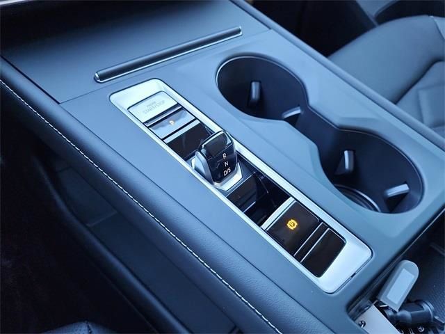 2026 Volkswagen Atlas SE - Photo 23