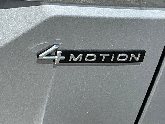 2025 Volkswagen Atlas SEL Premium R-Line - Photo 12