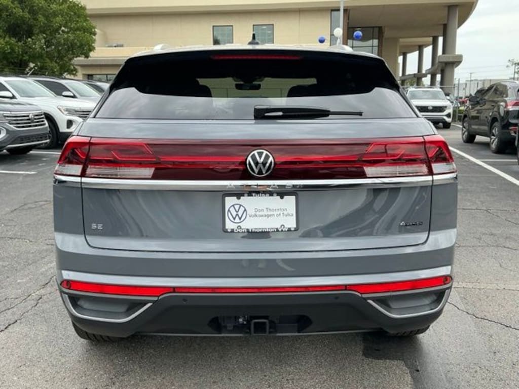 New 2026 Volkswagen Atlas Cross Sport SE w/Technology SUV