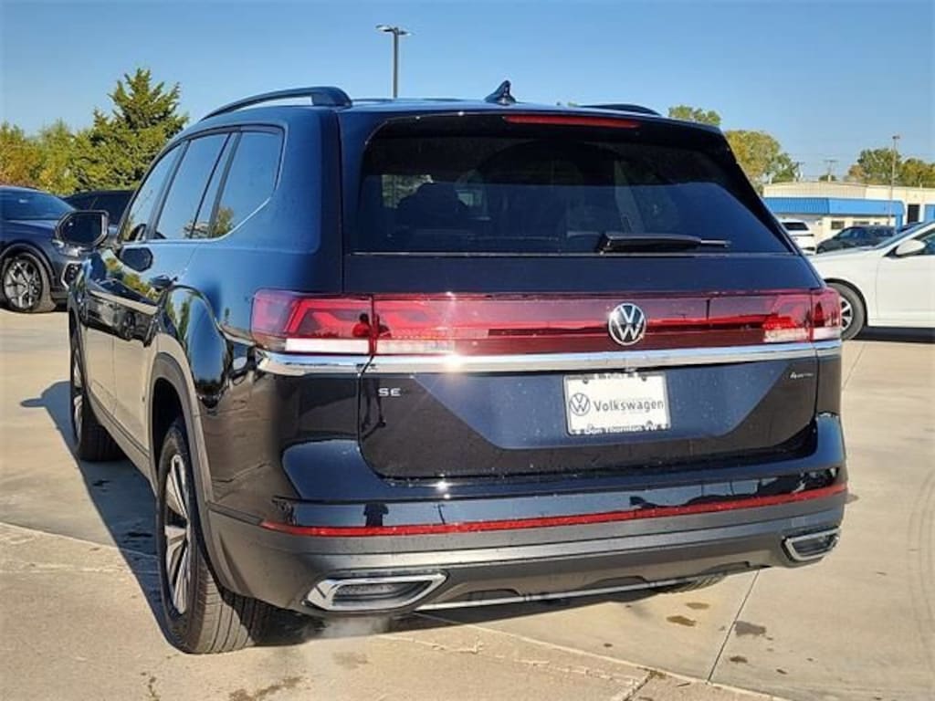 New 2026 Volkswagen Atlas SE SUV