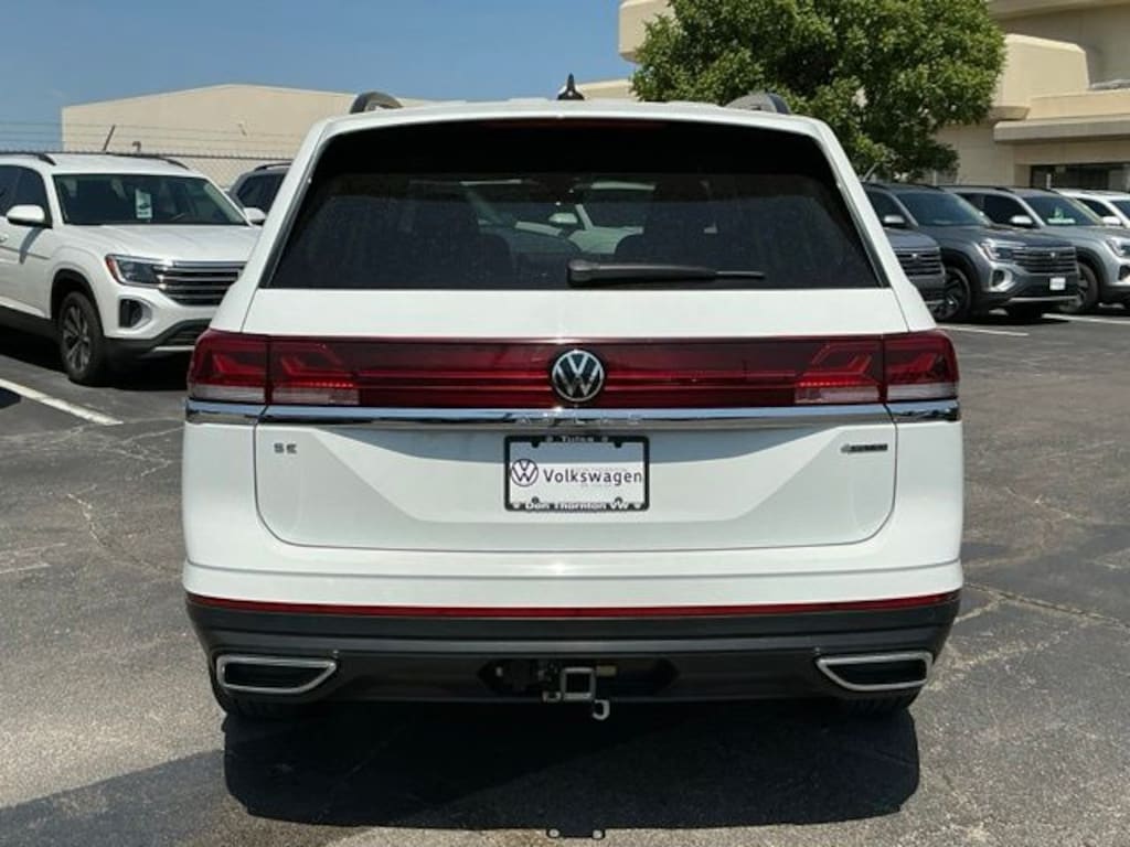 Used 2024 Volkswagen Atlas 2.0T SE w/Technology SUV