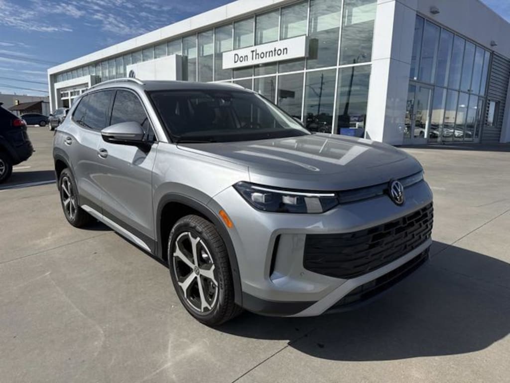 New 2026 Volkswagen Tiguan SE SUV