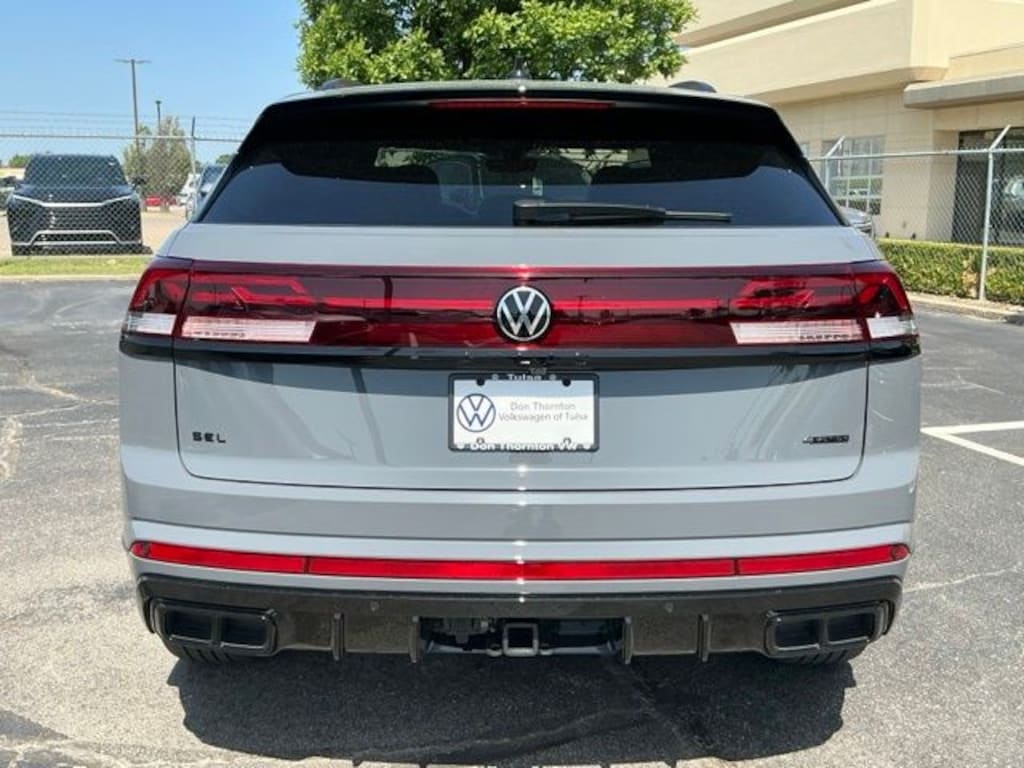 New 2026 Volkswagen Atlas Cross Sport SEL R-Line Black SUV