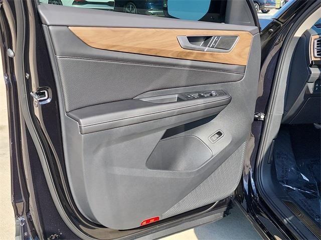 2026 Volkswagen Atlas SE w/Tech - Photo 10