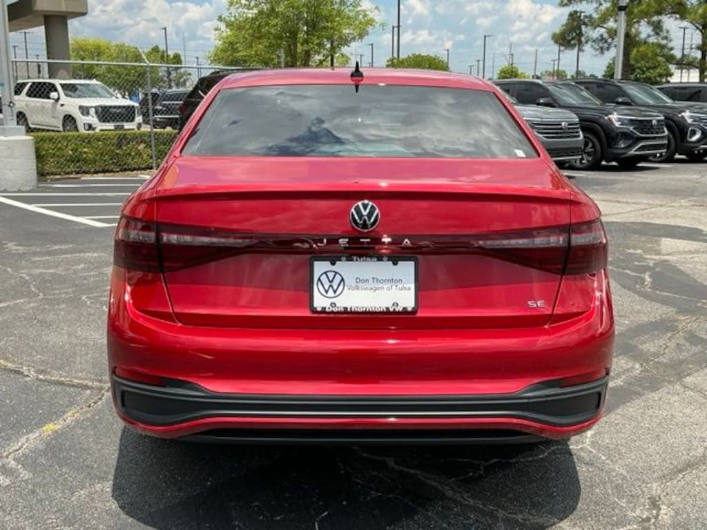 New 2026 Volkswagen Jetta 1.5T SE Sedan