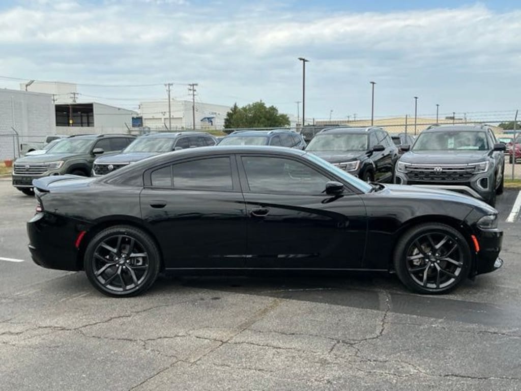 Used 2022 Dodge Charger SXT Sedan