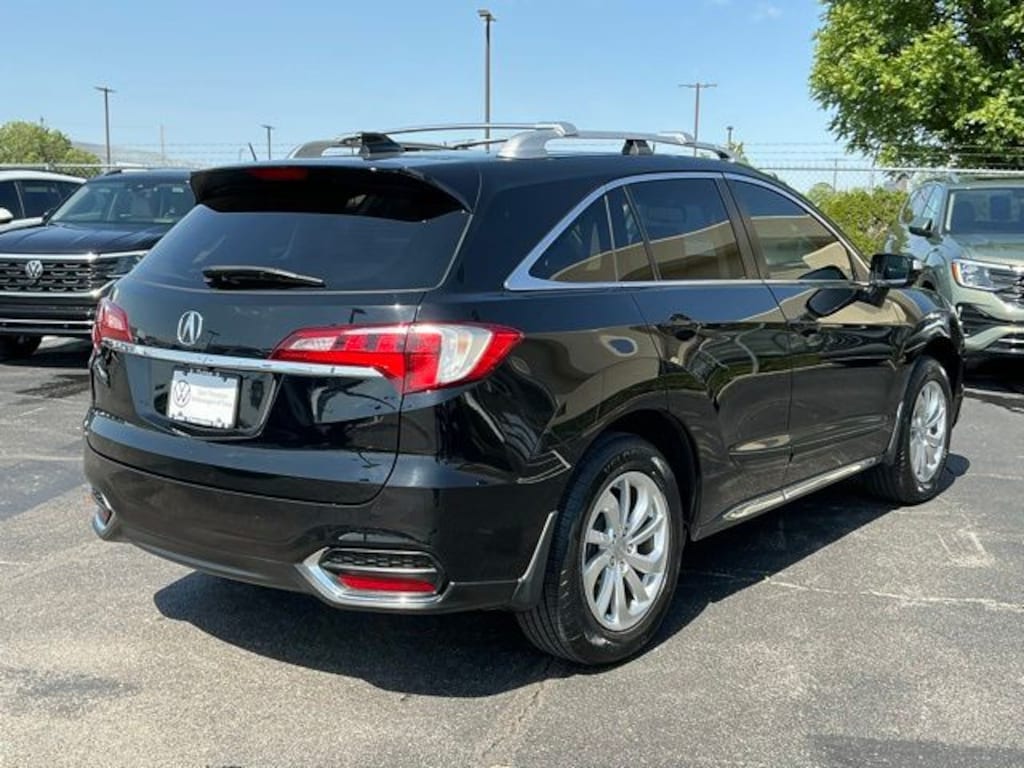 Used 2017 Acura RDX V6 with Technology Package SUV