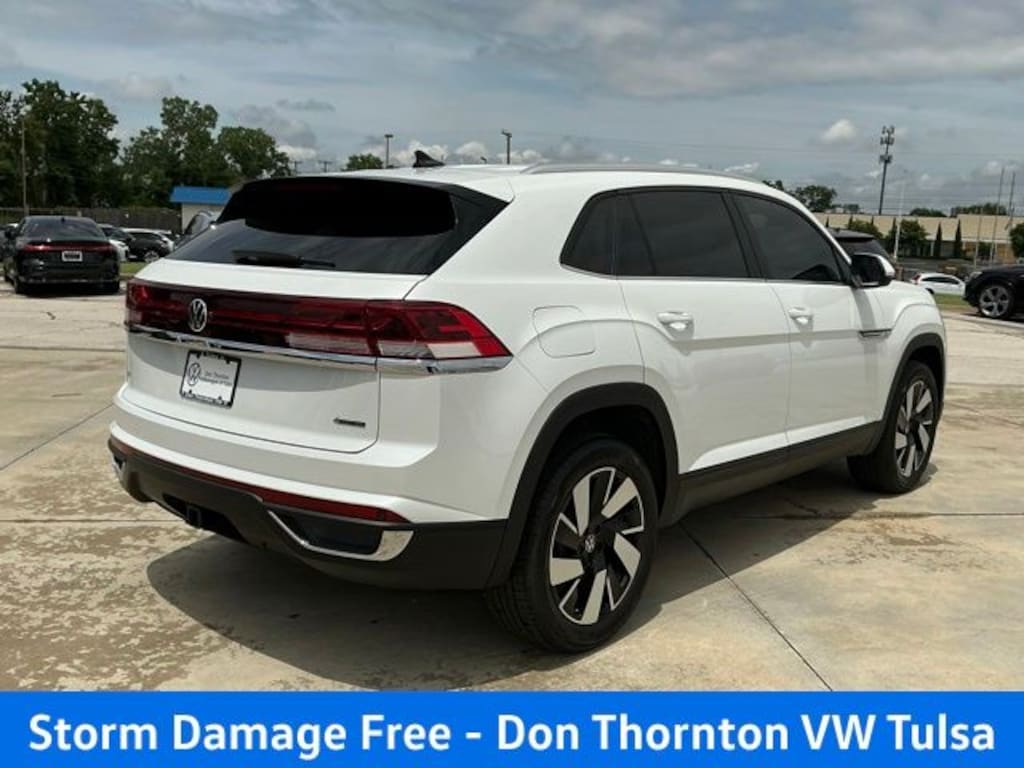 New 2026 Volkswagen Atlas Cross Sport 2.0T SE w/Technology SUV
