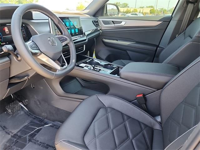 2026 Volkswagen Atlas Cross Sport SE w/Tech - Photo 13