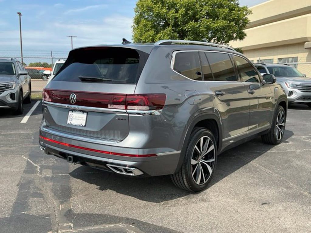 Certified 2024 Volkswagen Atlas 2.0T SEL Premium R-Line SUV