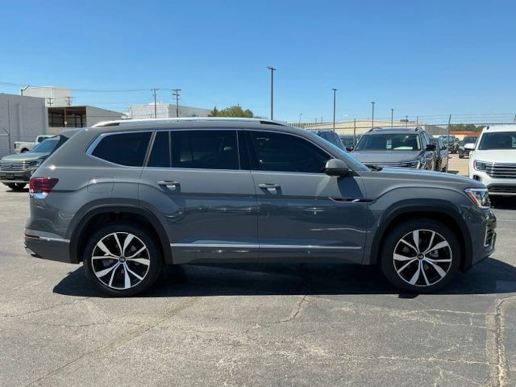 New 2026 Volkswagen Atlas SEL Premium R-Line SUV