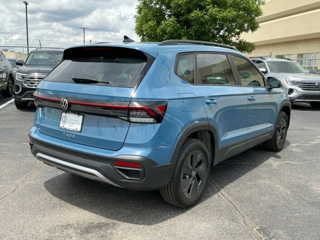 New 2026 Volkswagen Taos 1.5T S SUV