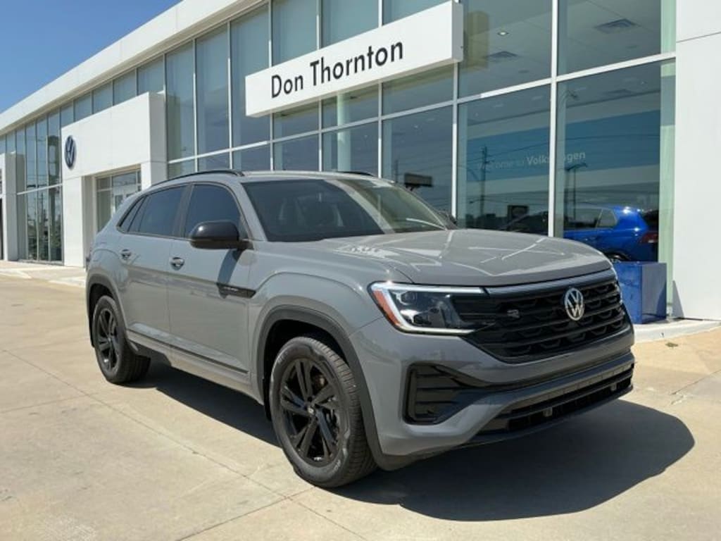 New 2026 Volkswagen Atlas Cross Sport 2.0T SEL R-Line Black SUV