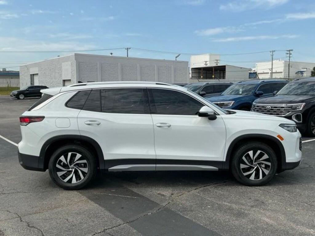 New 2026 Volkswagen Tiguan S SUV