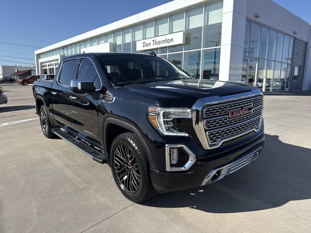 2021 GMC Sierra 4WD Crew Cab Standard Box Denali's photo