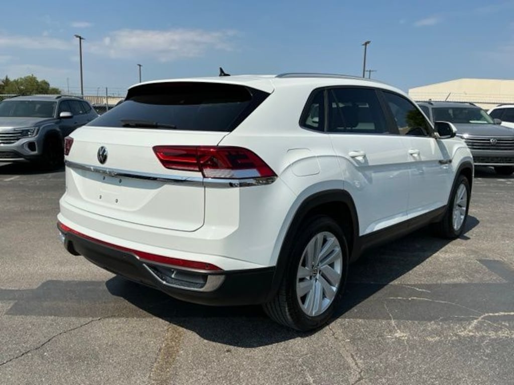 Used 2023 Volkswagen Atlas Cross Sport 2.0T SE w/Technology SUV