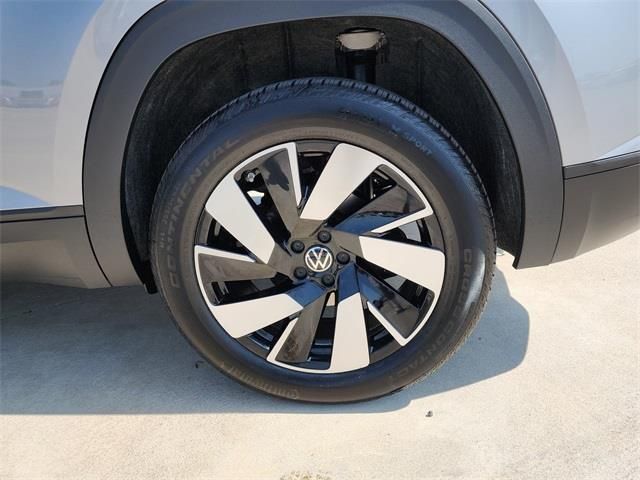 2026 Volkswagen Atlas Cross Sport SE w/Tech - Photo 28