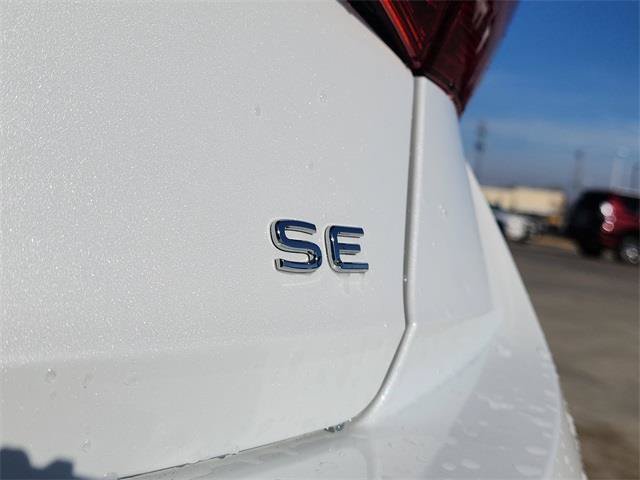 New 2026 Volkswagen Jetta 1.5T SE Sedan