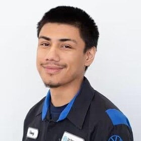 Staff member Vincent Sanchez from ID_6eede1