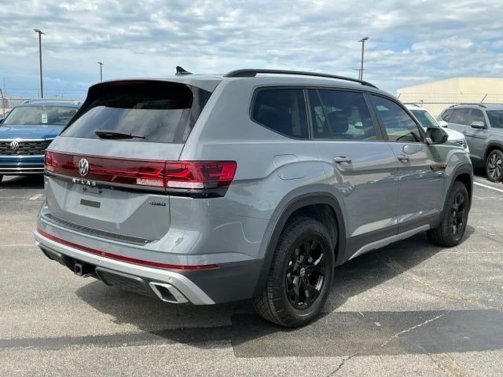 New 2026 Volkswagen Atlas Peak Edition SUV