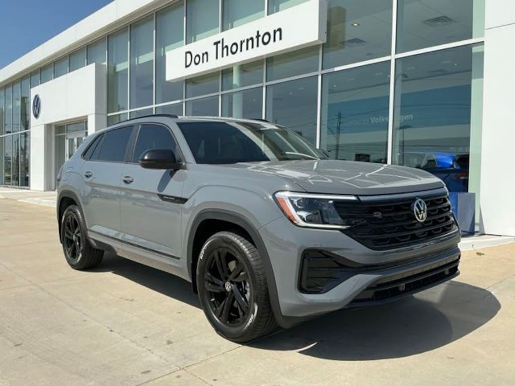 New 2026 Volkswagen Atlas Cross Sport SEL R-Line Black SUV