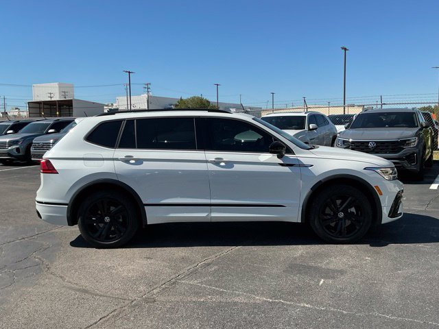 Certified 2023 Volkswagen Tiguan 2.0T SE R-Line Black SUV
