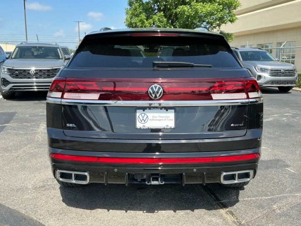 Used 2024 Volkswagen Atlas Cross Sport 2.0T SEL Premium R-Line SUV