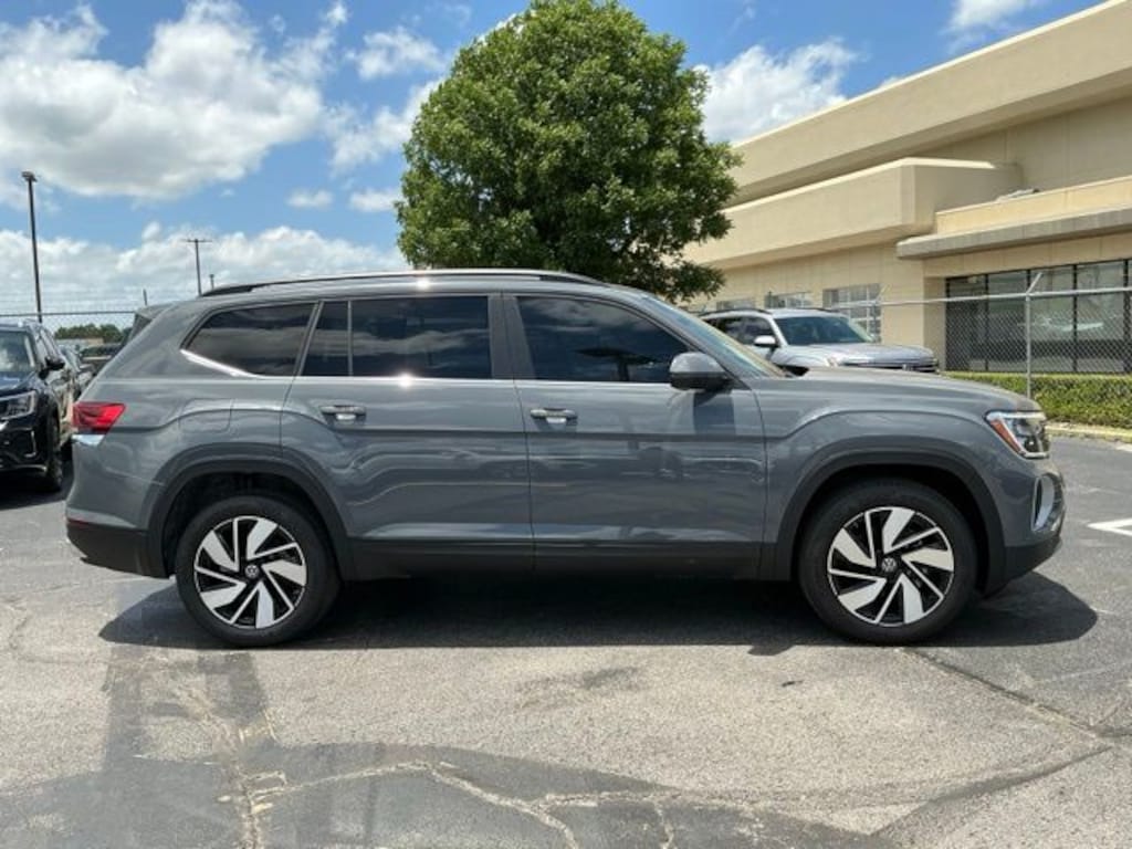 New 2026 Volkswagen Atlas 2.0T SE w/Technology SUV