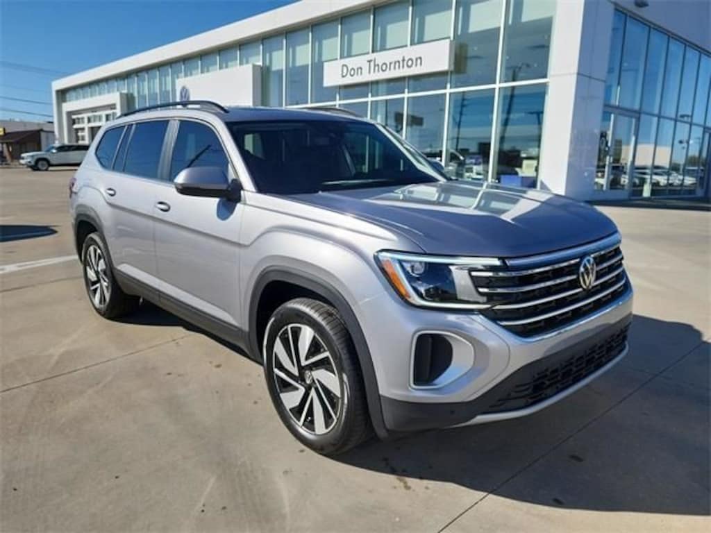 New 2026 Volkswagen Atlas SE w/Technology SUV