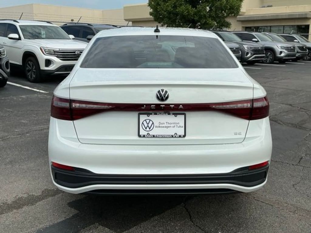 New 2026 Volkswagen Jetta 1.5T SE Sedan