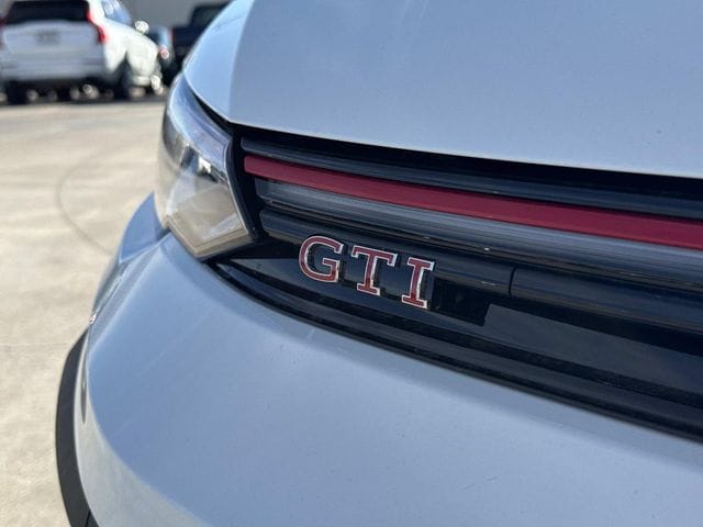 2026 Volkswagen Golf GTI SE - Photo 8