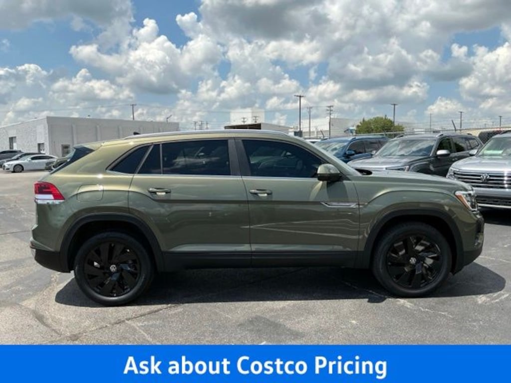 New 2026 Volkswagen Atlas Cross Sport 2.0T SE w/Technology SUV