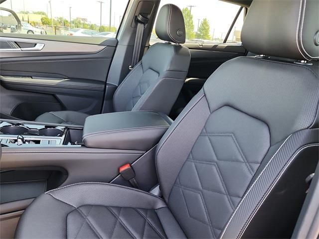 2026 Volkswagen Atlas Cross Sport SE w/Tech - Photo 14