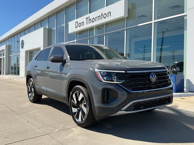 New 2026 Volkswagen Atlas Cross Sport SE w/Technology SUV