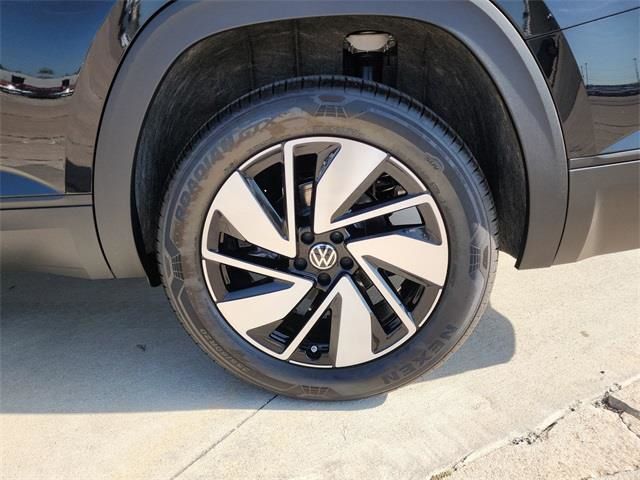 2026 Volkswagen Atlas SE w/Tech - Photo 29