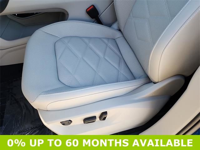 2026 Volkswagen Atlas SE w/Tech - Photo 14