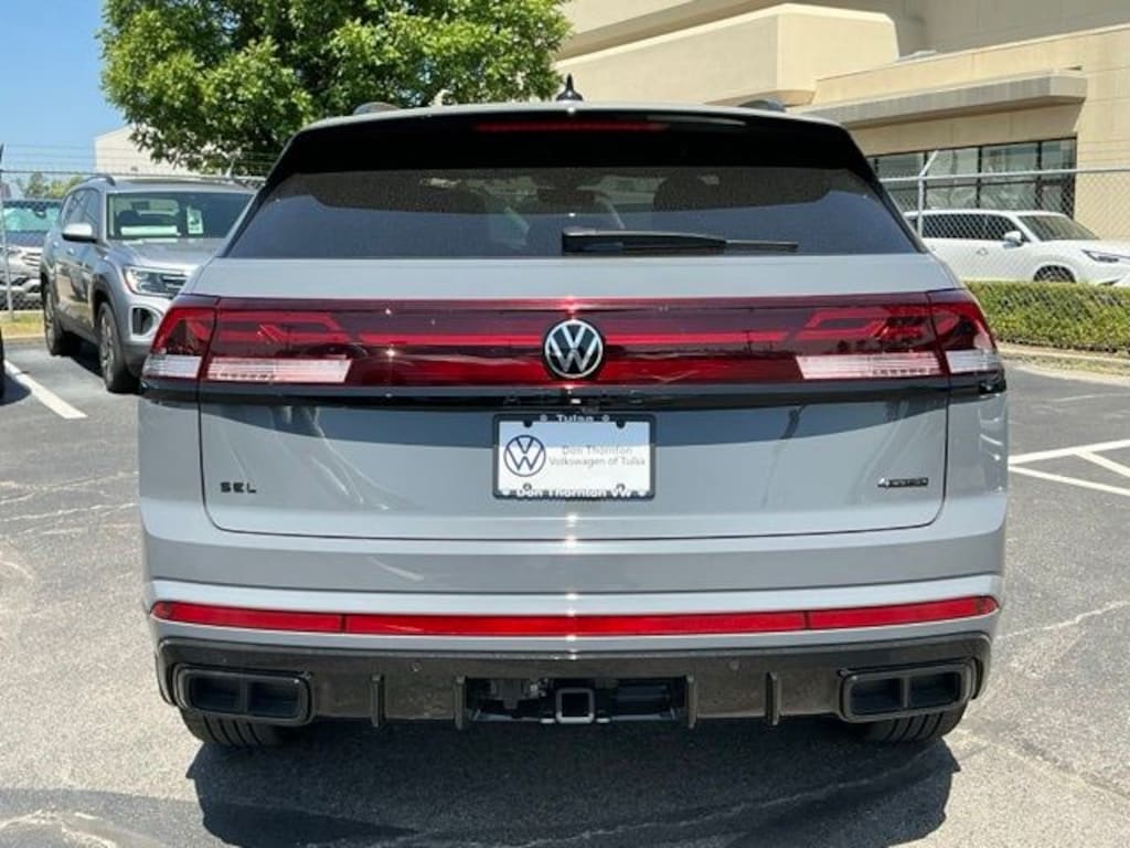 New 2026 Volkswagen Atlas Cross Sport SEL R-Line Black SUV