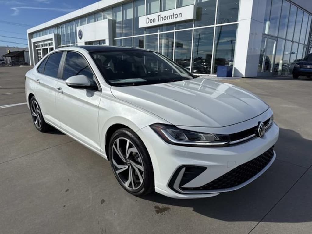 New 2026 Volkswagen Jetta 1.5T SEL Sedan