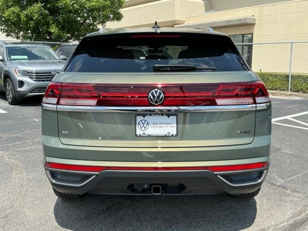 New 2026 Volkswagen Atlas Cross Sport SE w/Technology SUV