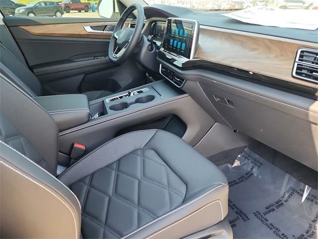 2026 Volkswagen Atlas SE - Photo 17