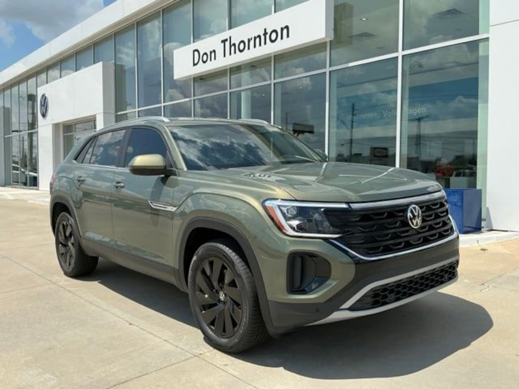 New 2026 Volkswagen Atlas Cross Sport SE w/Technology SUV