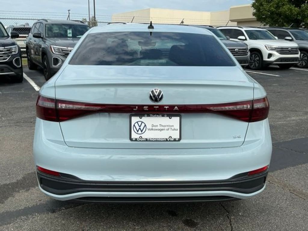 New 2026 Volkswagen Jetta 1.5T SE Sedan