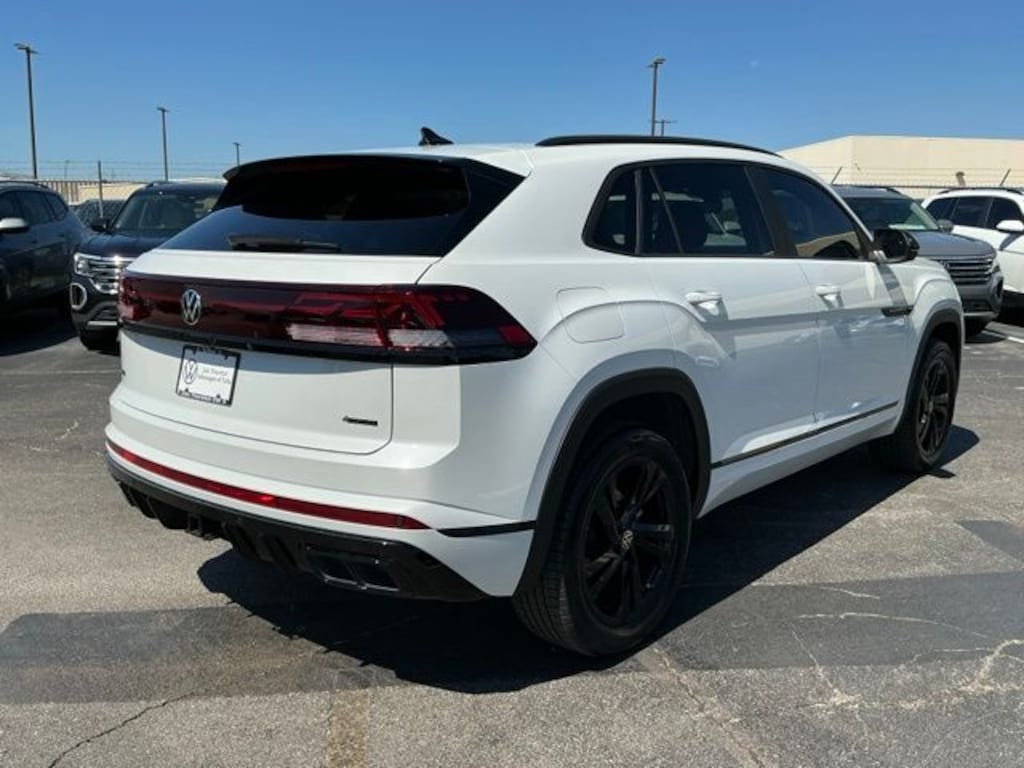 New 2026 Volkswagen Atlas Cross Sport SEL R-Line Black SUV