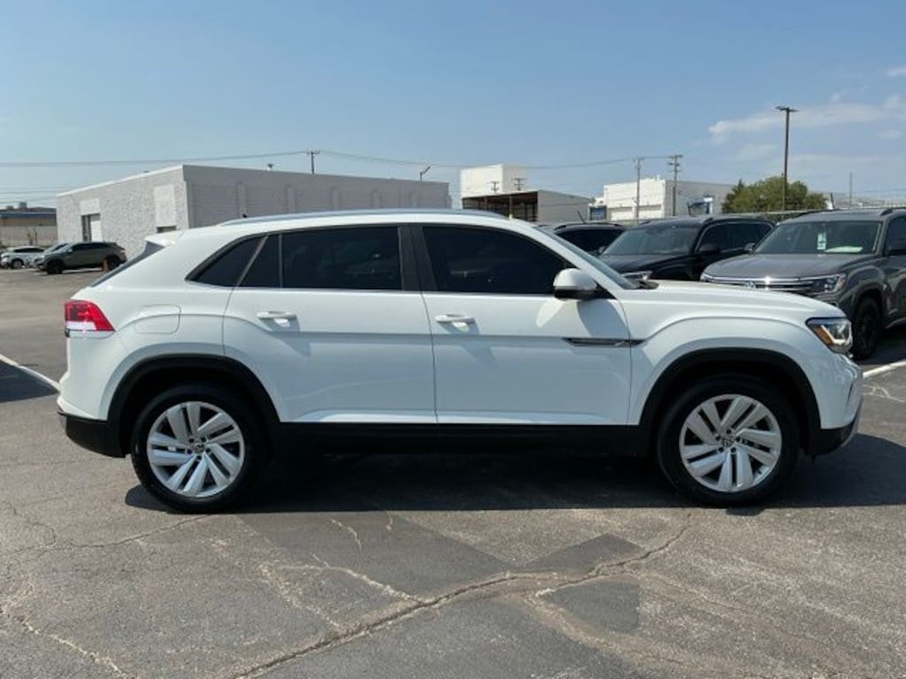Used 2023 Volkswagen Atlas Cross Sport 2.0T SE w/Technology SUV