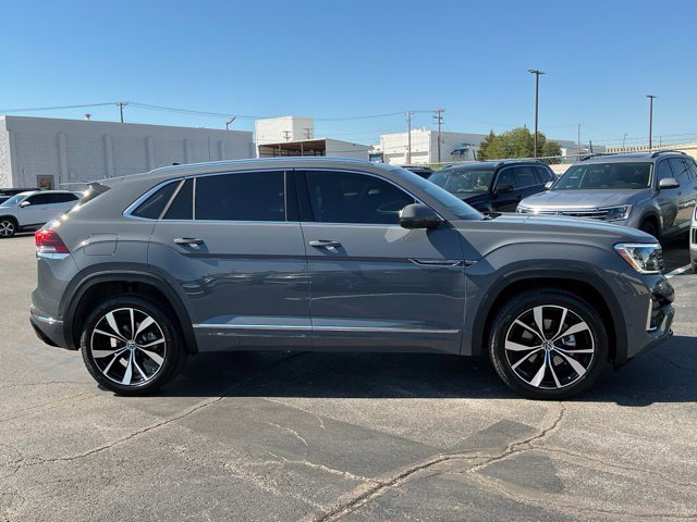 New 2026 Volkswagen Atlas Cross Sport SEL Premium R-Line SUV