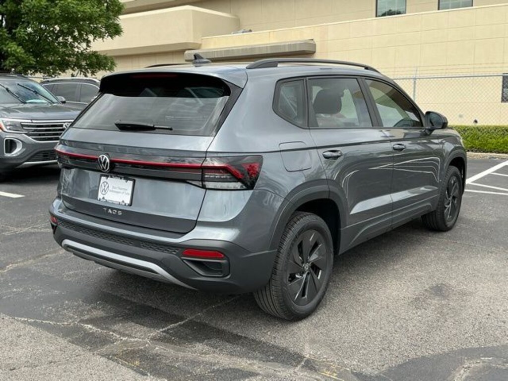 New 2026 Volkswagen Taos 1.5T S SUV