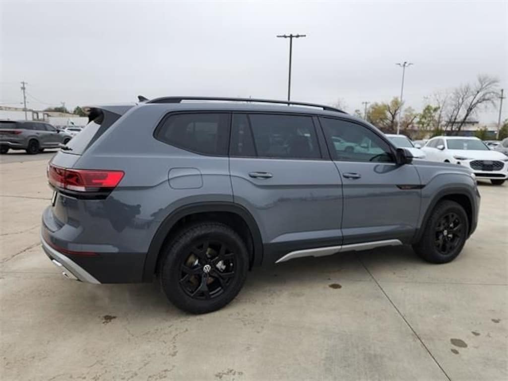 New 2026 Volkswagen Atlas Peak Edition SUV